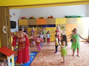 Orientální tanečnice -p.Skalská